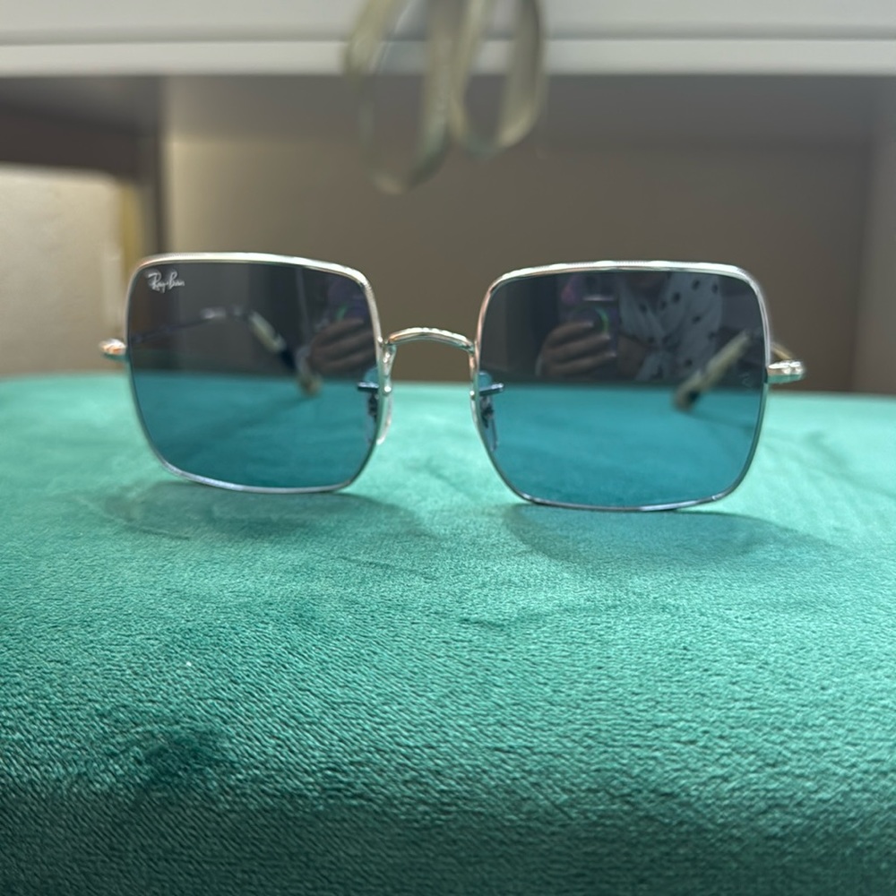 THE 1971 SUNNIES 🤍